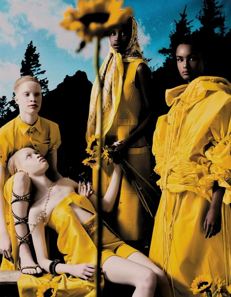 女性情報誌 Vogue Portugal Magazine April 2022 Vogue Portugal April 2022 Speaks to Our Shared Humanity